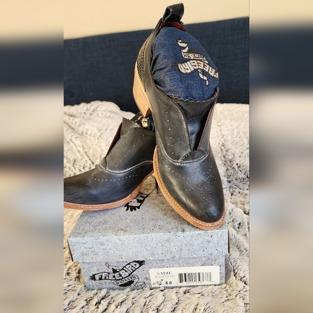 Freebird Sadie Black Multi Colored